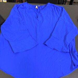 Great condition blouse wide sleeves